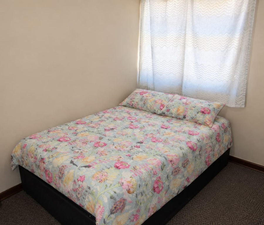  Bedroom Property for Sale in Langenhovenpark Free State